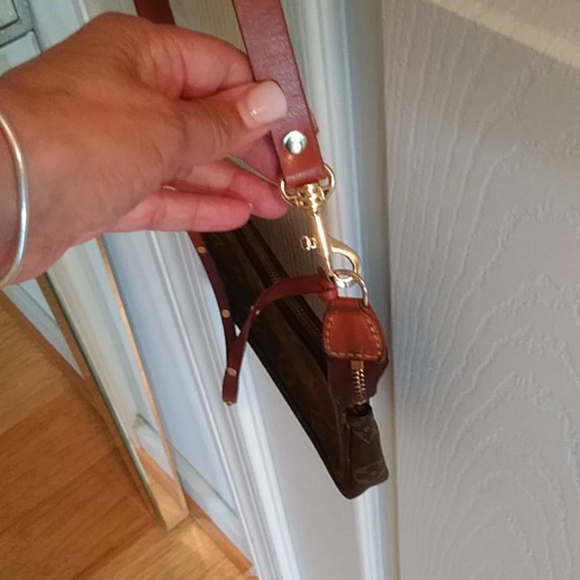 Leather Shoulder Strap - Picture 3 of 8